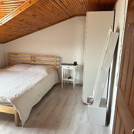 2 1 Bathroom 1 Kitchen 3-4 People * イスタンブール