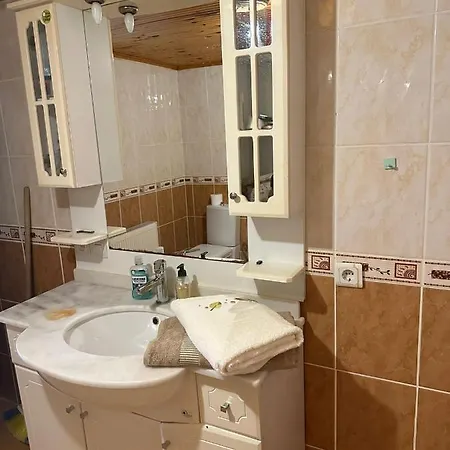 2 1 Bathroom 1 Kitchen 3-4 People Appartamento *